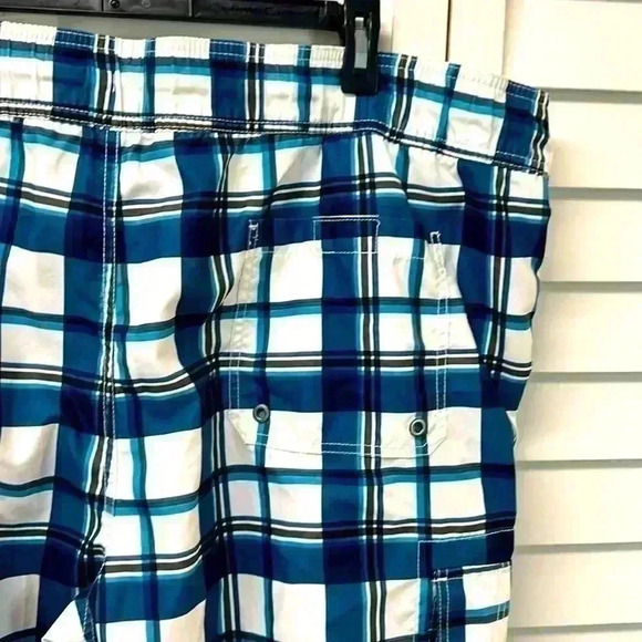 Merona 9” Plaid Swim Shorts Size XXL - Picture 3 of 4